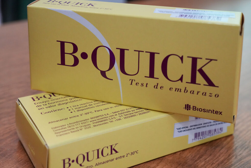 alt="Tests de embarazo B-Quick, insumos de salud sexual y reproductiva en Entre Ríos para diagnóstico precoz"