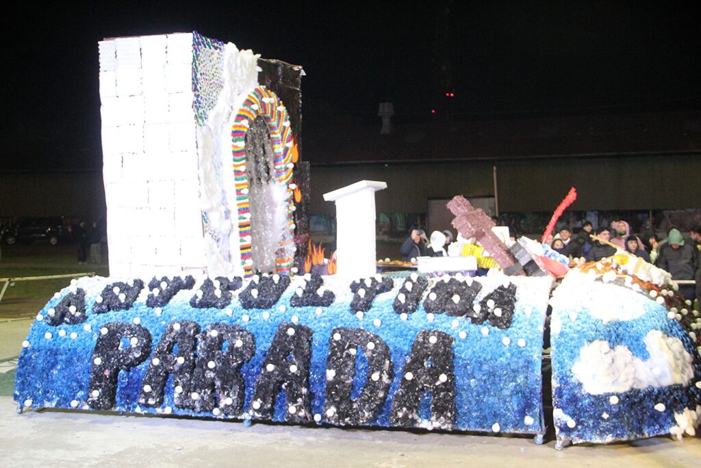 alt="carroza Ante Última Parada en la Fiesta de los Estudiantes de Concordia 2026"