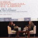alt="Selva Almada dialoga con el público en la Feria Provincial del Libro de Concordia"